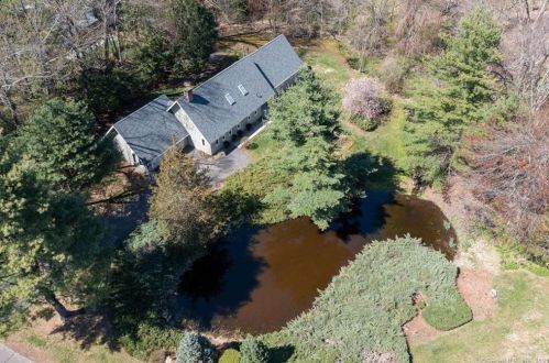 131 Saddlebrook Path, Southington, CT 06489-4423