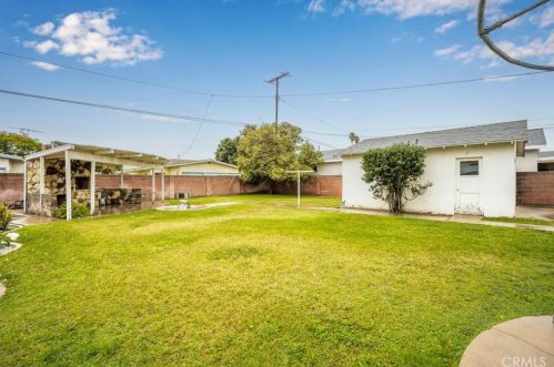8942 Acacia Ave, Garden Grove, CA 92841-4614