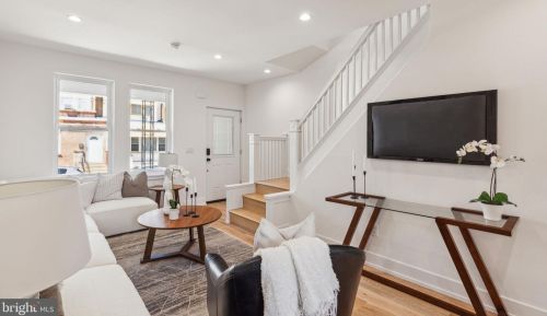 1325 26th St, Philadelphia, PA 19121-4635