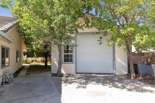 1712 Canyon Crest Ln, Lake Nacimiento, CA 93446-1901