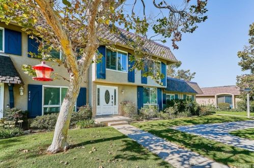 4183 Elizabeth Ct, Cypress, CA 90630-4118
