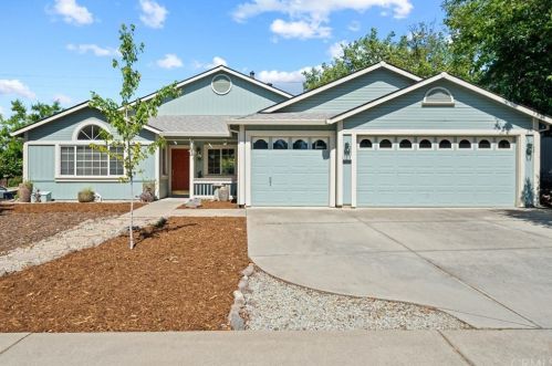 1217 Yosemite Dr, Chico, CA 95928-8405
