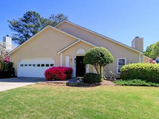135 Ashleigh Ter, Marietta, GA 30062-5190