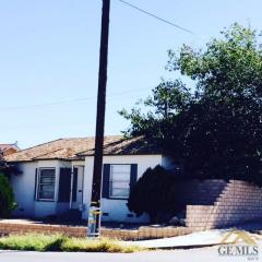 431 E St, Taft, CA 93268-4407