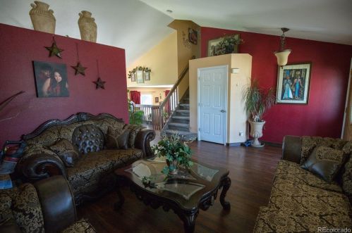 5294 Dearborn St, Denver CO 80239-6037 exterior