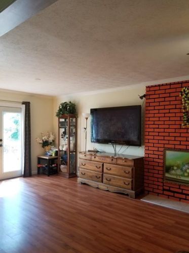 2161 Pinehurst Rd, Lithonia, GA 30078-2573