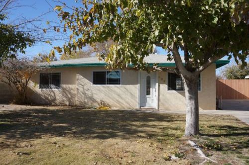 425 Sanders St, Ridgecrest CA  93555-3641 exterior