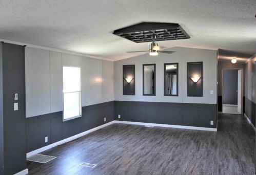 1317 Honeysuckle Ct, Pendleton, MO 63383-3228