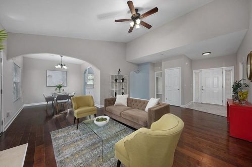 2528 Fairway Cir, Atlanta, GA 30331-7153