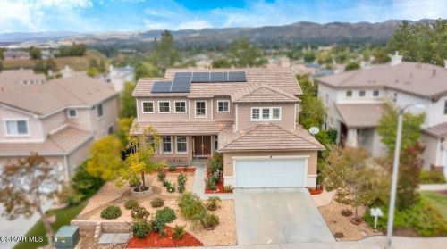 3369 Coastal Oak Dr, Simi Valley, CA 93065-7221