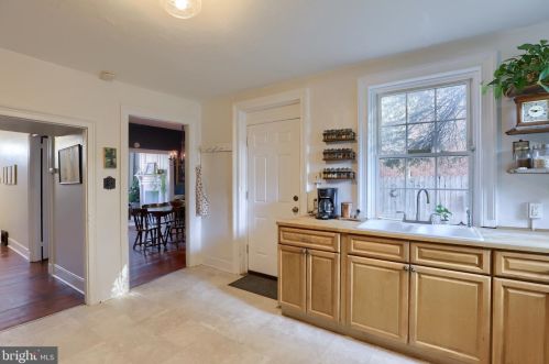 19 Howard Ave, Lancaster PA  17602-3603 exterior