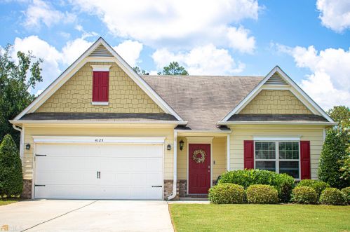 4125 Lindbergh Way, Rex GA  30273-1581 exterior