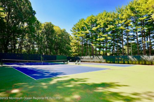 62 Manchester Ct, Tinton Falls NJ  07701-5496 exterior