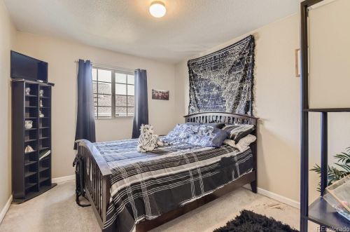 18562 Harvard Dr, Aurora CO 80013-9442 exterior