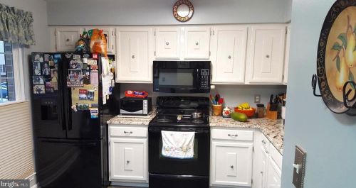 10366 Castlehedge Ter, Silver Spring, MD 20902-5808