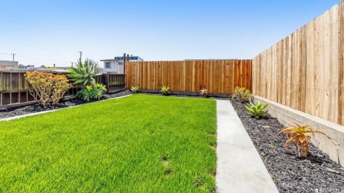 1767 40th Ave, San Francisco CA  94122-4039 exterior