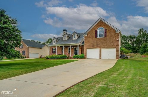 221 Tussahaw Ln, Jackson, GA 30233-3357