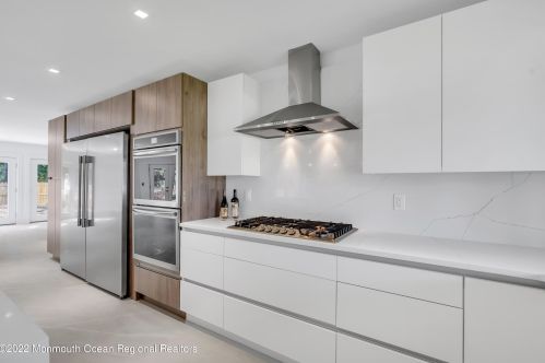 171 Wall St, Tinton Falls NJ  07724-2416 exterior