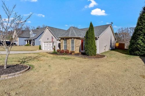 180 Ellington Dr, Jefferson, GA 30549-3169