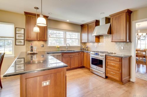 7162 Poplar St, Englewood CO  80112-1636 exterior