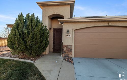1598 West Canyon Dr, Cedar City, UT 84720-8580