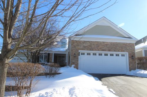 4303 Weatherstone Rd, Bull Valley, IL 60014-4532