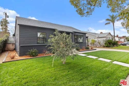 13934 Peach Grove St, Van Nuys CA  91423-1939 exterior