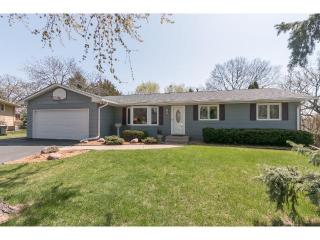 10519 Kell Ave, Minneapolis, MN 55437-2928