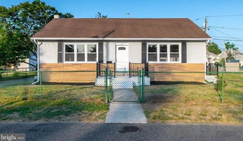 1 Old Broadway, Gloucester, NJ 08030-2734