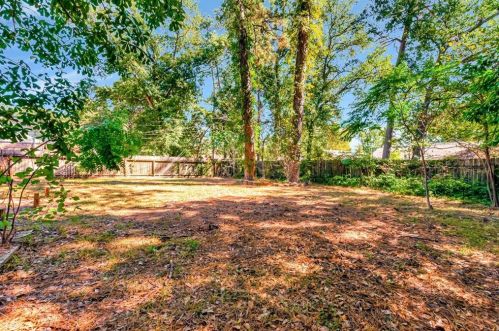 1007 Stevens Ave, Conroe TX  77301-1752 exterior