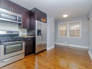 9144 Woodlawn Ave, Chicago IL  60619-7924 exterior