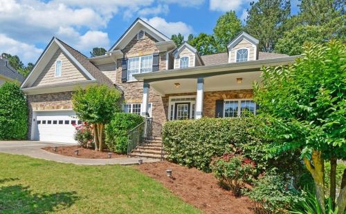 6175 Lake Windsor Pkwy, Buford, GA 30518-7339