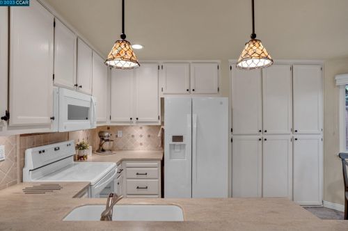 769 Bayshore St, Pacheco, CA 94553-6909
