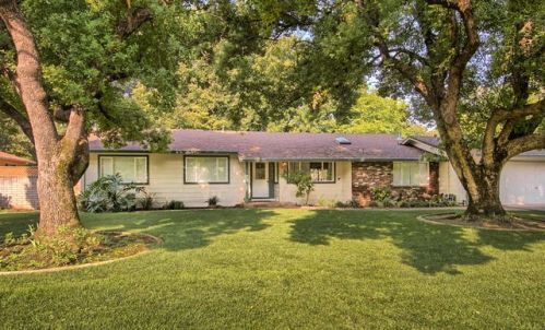 4928 Alta Camino Dr, Redding, CA 96002-4132