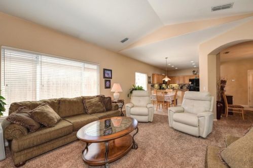 8783 Monterey Oaks Dr, Elk Grove, CA 95758-6346