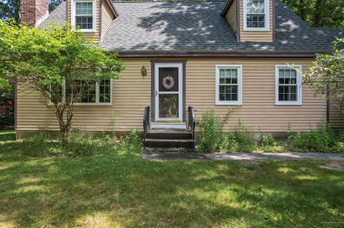 3 Winterbrook Dr, York, ME 03909-1354