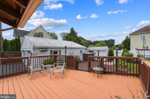 601 Mount Laurel Rd, Mount Laurel NJ  08054-9555 exterior