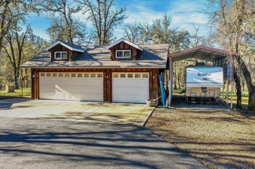 16574 Dog Bar Rd, Grass Valley, CA 95949-6423
