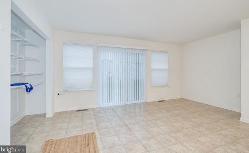 42 Ventura Way, Hedgesville WV  25427 exterior