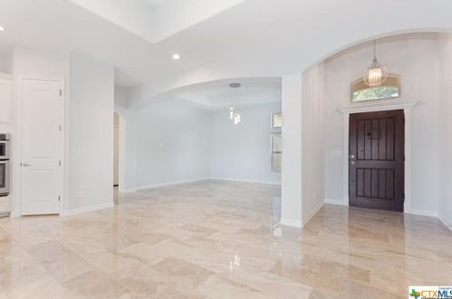 115 High Pt Cir, Spring Branch TX 78070-5065 exterior