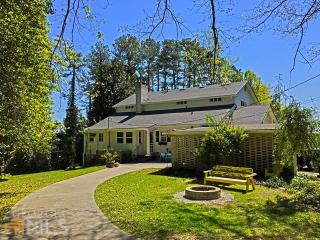 1623 Tugalo St, Toccoa, GA 30577-2054