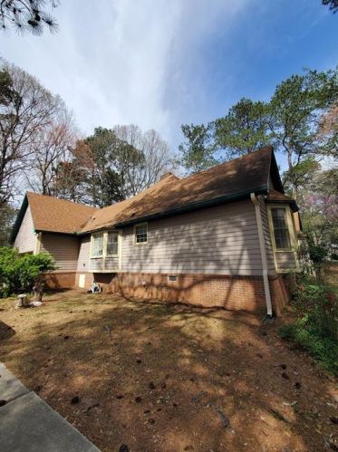 664 Sugar Creek Trl, Conyers, GA 30094-3808