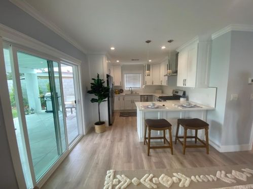 14412 Cordary Ave, Hawthorne CA  90250-8340 exterior