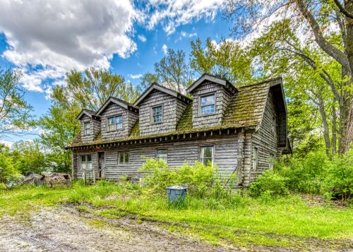 2004 Eagle Lake Rd, Sollitt, IL 60401-5045