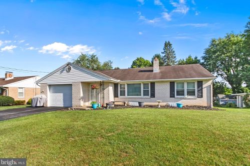 3966 Bahn Ave, York, PA 17408-9322