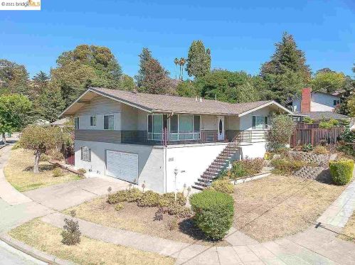 1026 Palisade St, Hayward, CA 94542-1026