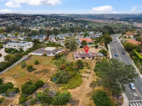 4080 Skyline Rd, Carlsbad, CA 92008-2747