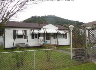 5019 Washington Ave, Charleston WV  25304-2134 exterior