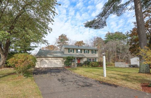 19 Alice Dr, Nashua, NH 03063-2135