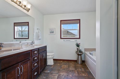 4876 159th St, Saint Paul MN  55124-3349 exterior